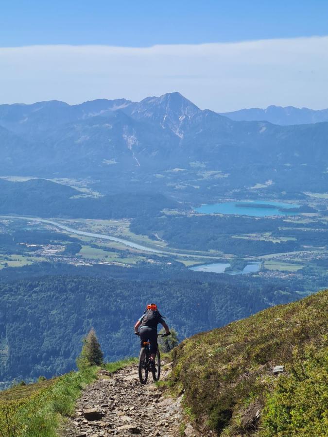 Apartment Wanderlust Gerlitzen Kanzelhohe Eksteriør bilde